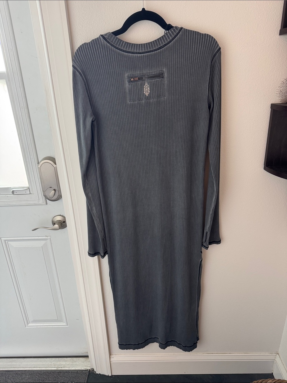 • FP Movement • NWOT Women’s Position Tunic Layer Long Sleeved Dress Charcoal - Picture 5 of 10